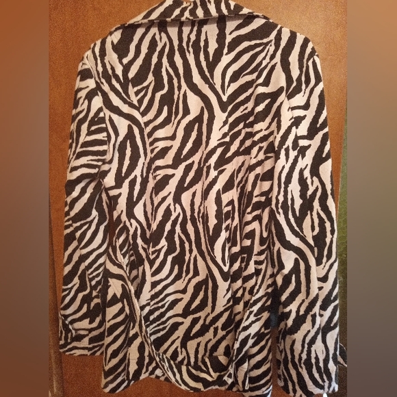Zebra print jacket - Picture 4 of 6